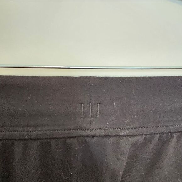 Mens Lulu Lemon Black Sweats Size Large - Picture 4 of 7